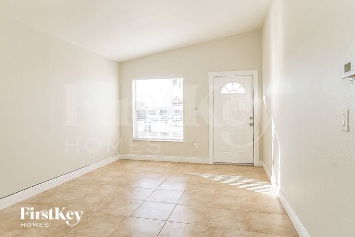 Building Photo - 8927 NW 114th St