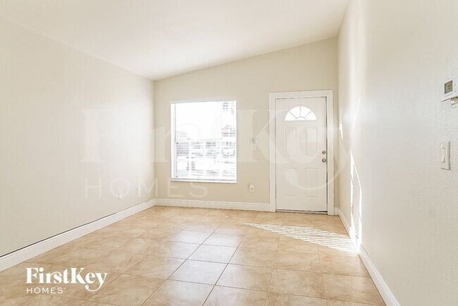 Building Photo - 8927 NW 114th St