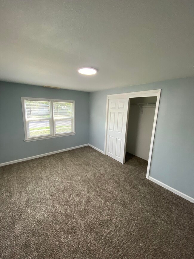 Building Photo - 1210 W Towanda Ave