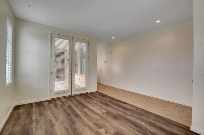Building Photo - 3 Bedroom Home in Summerlin West COMING SOON!