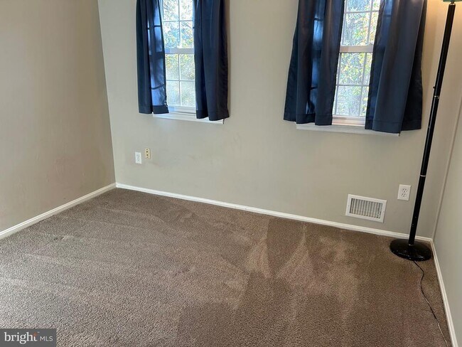 Building Photo - 13133 Putnam Cir