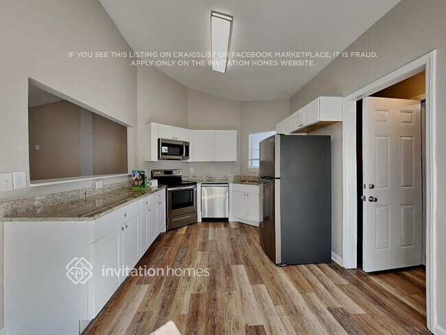 Building Photo - 112 Heathwick Dr