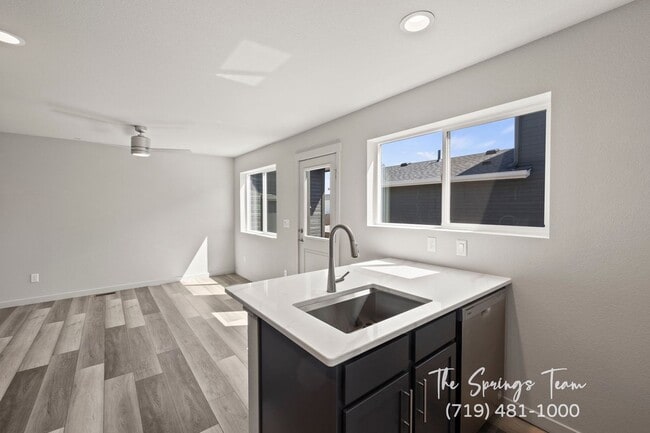 Building Photo - Modern BRAND NEW 2BD/2BA Home in the New Preamble Collection at Greenways - Security Deposit Waiv...