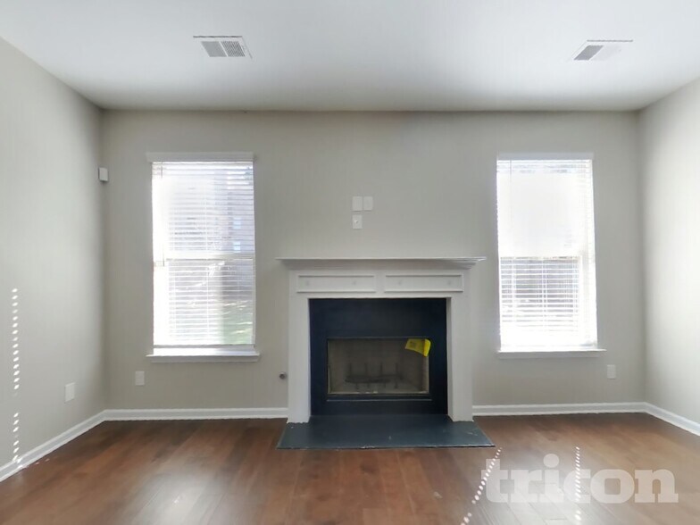 Building Photo - 250 Janney Cir