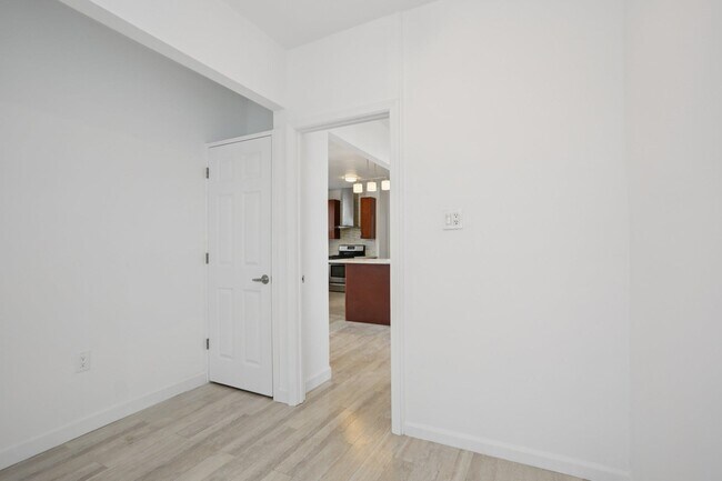 Building Photo - 9021 Smith Ave