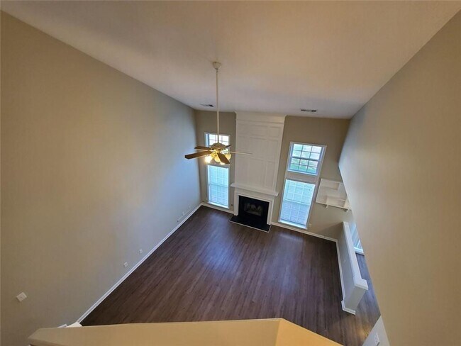 Building Photo - 2623 Davenham Ln