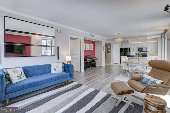 Building Photo - 616 E Street NW Unit 718