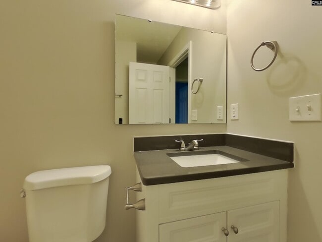 Building Photo - 129 Honey Tree Rd