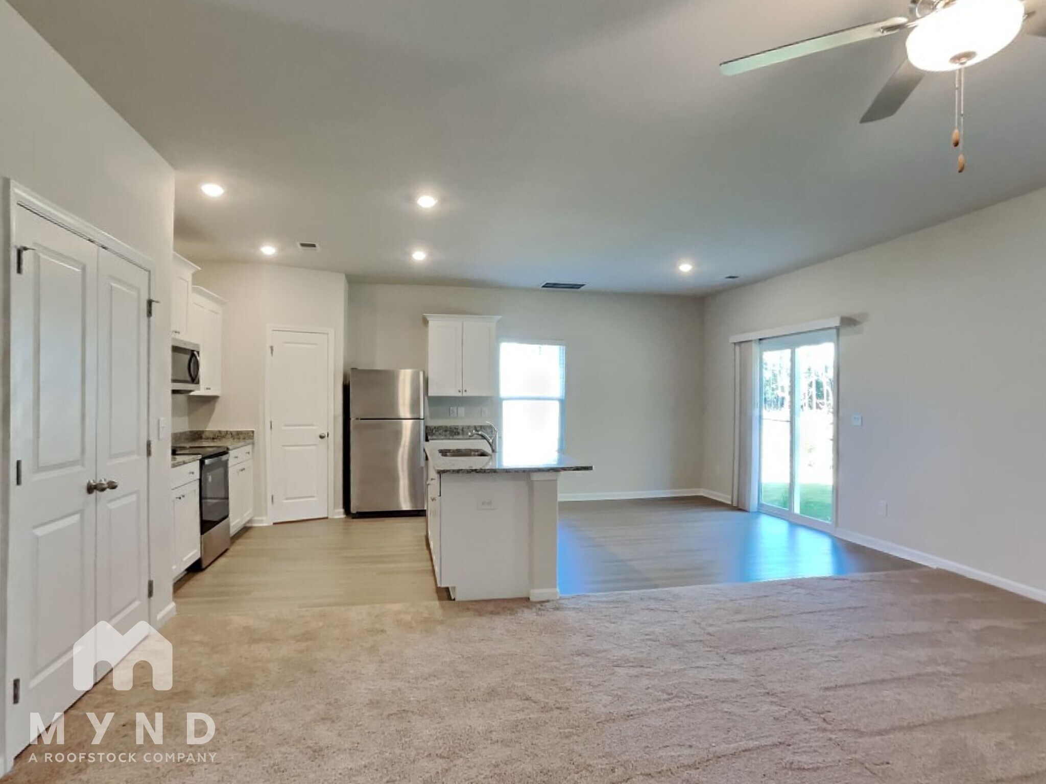 Building Photo - 330 Ivy Bank Dr