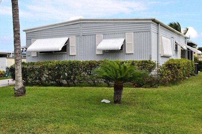 Building Photo - 1620 SW 64th Way