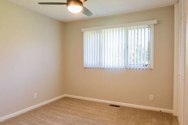 Building Photo - Newly renovated 3 bed and 1.5 bath house in Jonesborough