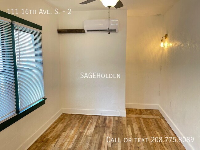 Building Photo - 111 16th Ave S