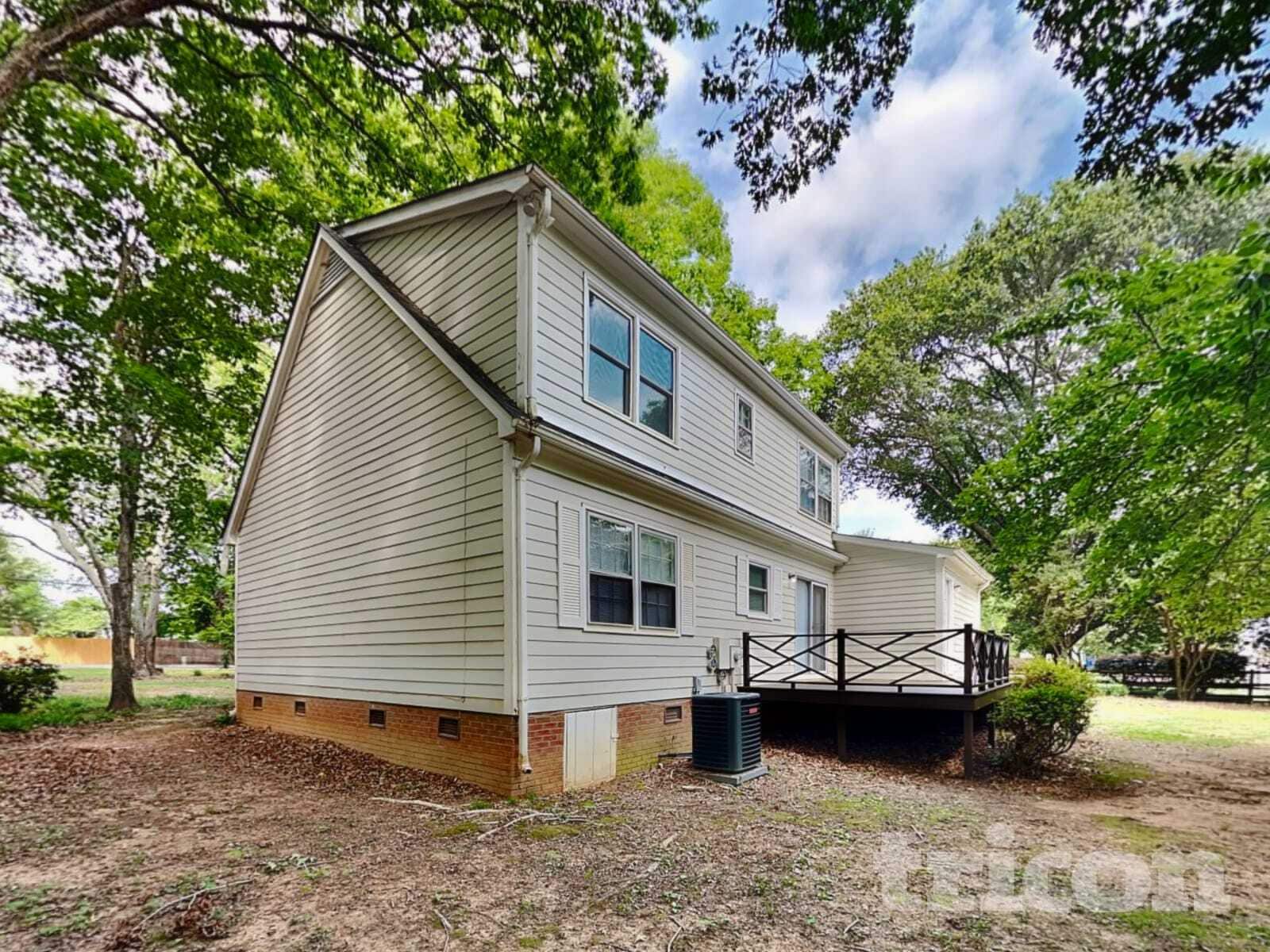 Building Photo - 14011 Phillips Rd