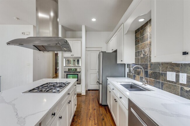 Building Photo - 1505 Asbury St