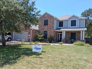 Building Photo - 619 Rolling Hills Dr