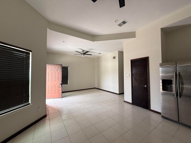 Building Photo - 105 Margaret Ln