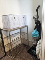 Building Photo - 1910 S G St