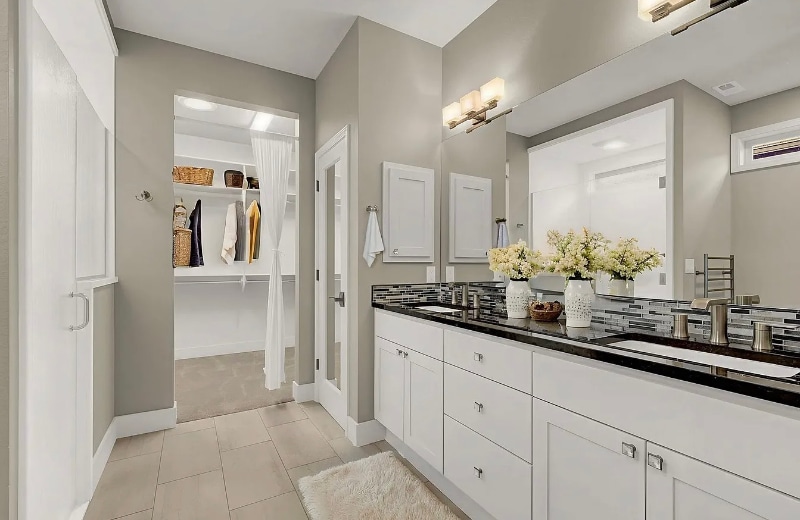 Building Photo - 2060 Lakeland Way