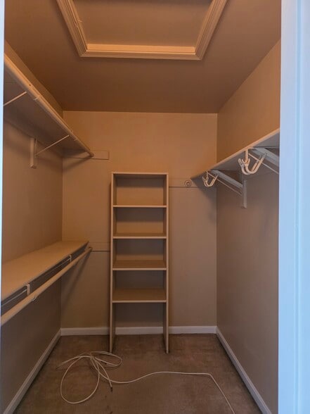 Master closet - 8628 Indian Springs Rd