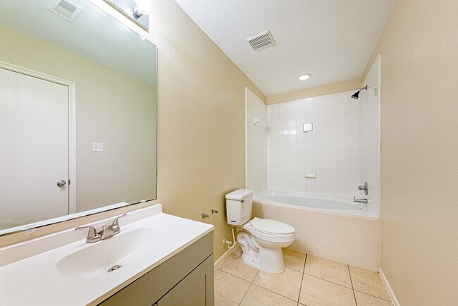 Primary Photo - 20831 Bonham Park Ln