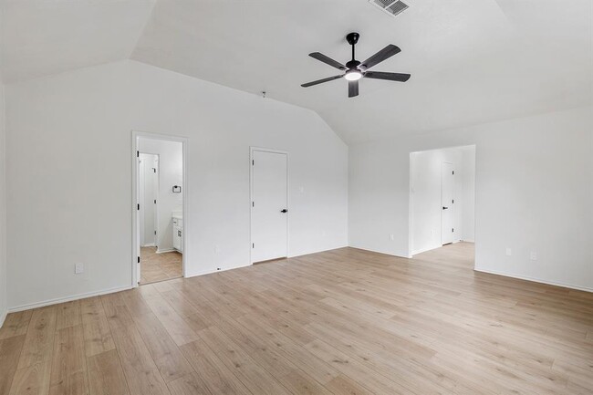 Building Photo - 9031 Aspen Trace Ln