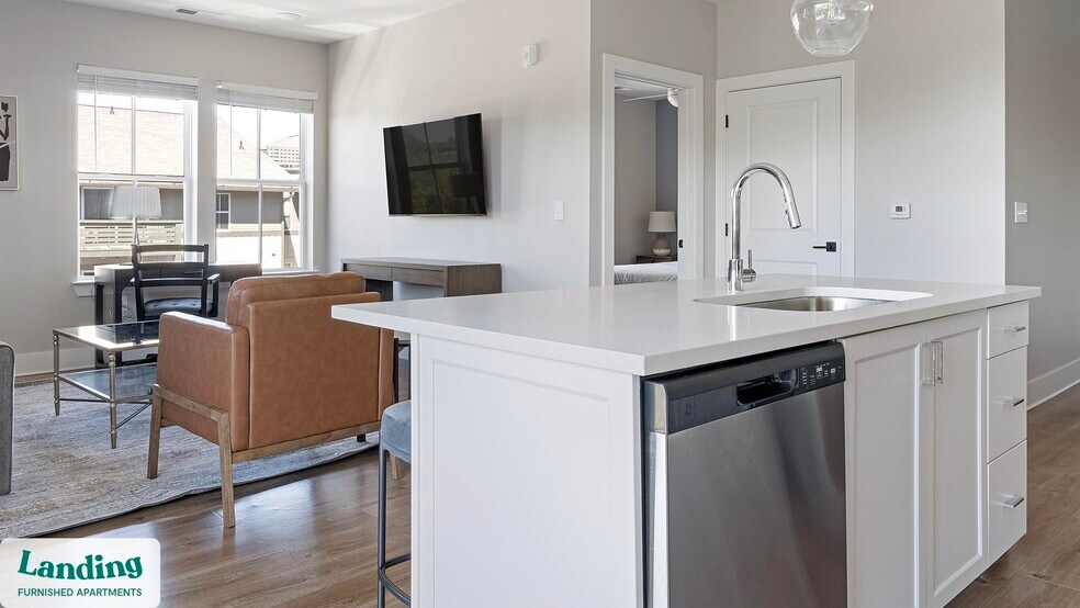 Building Photo - 1000 Forestview Dr