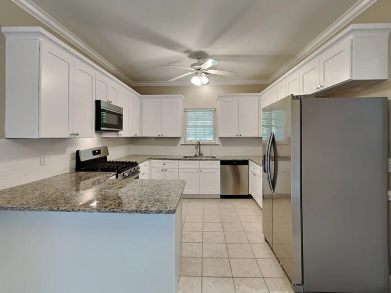 Building Photo - 10308 Waxhaw Hwy