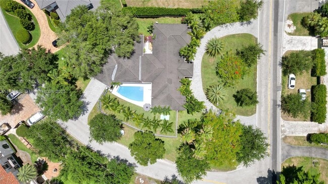 Building Photo - 4705 Granada Blvd