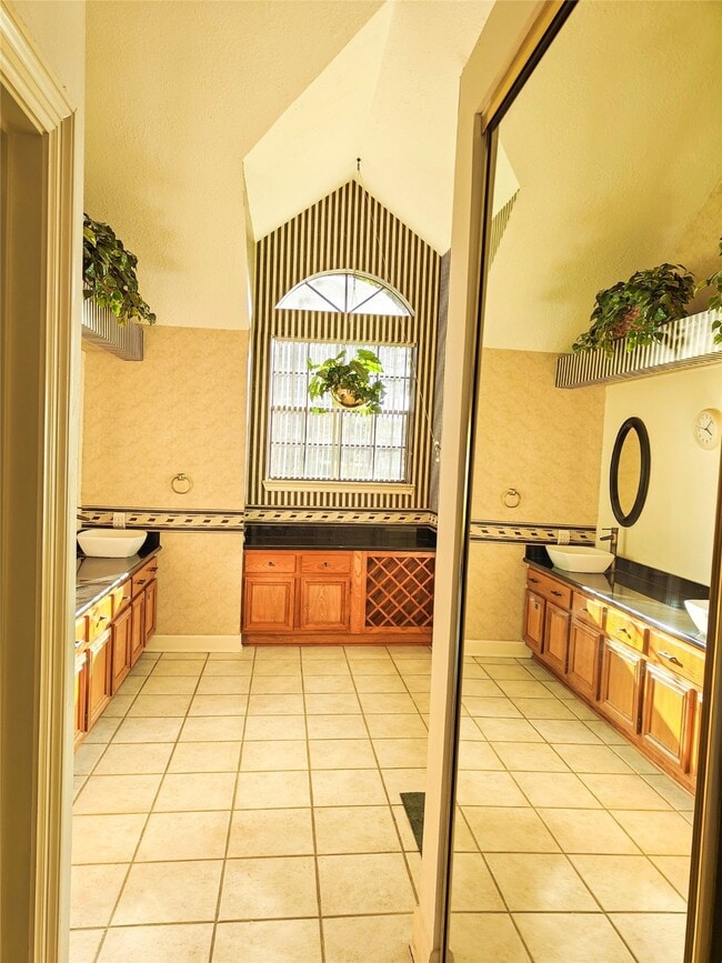 Building Photo - 3446 Mimosa Way