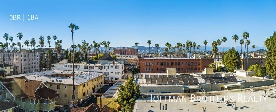 Building Photo - 455 S Kenmore Ave