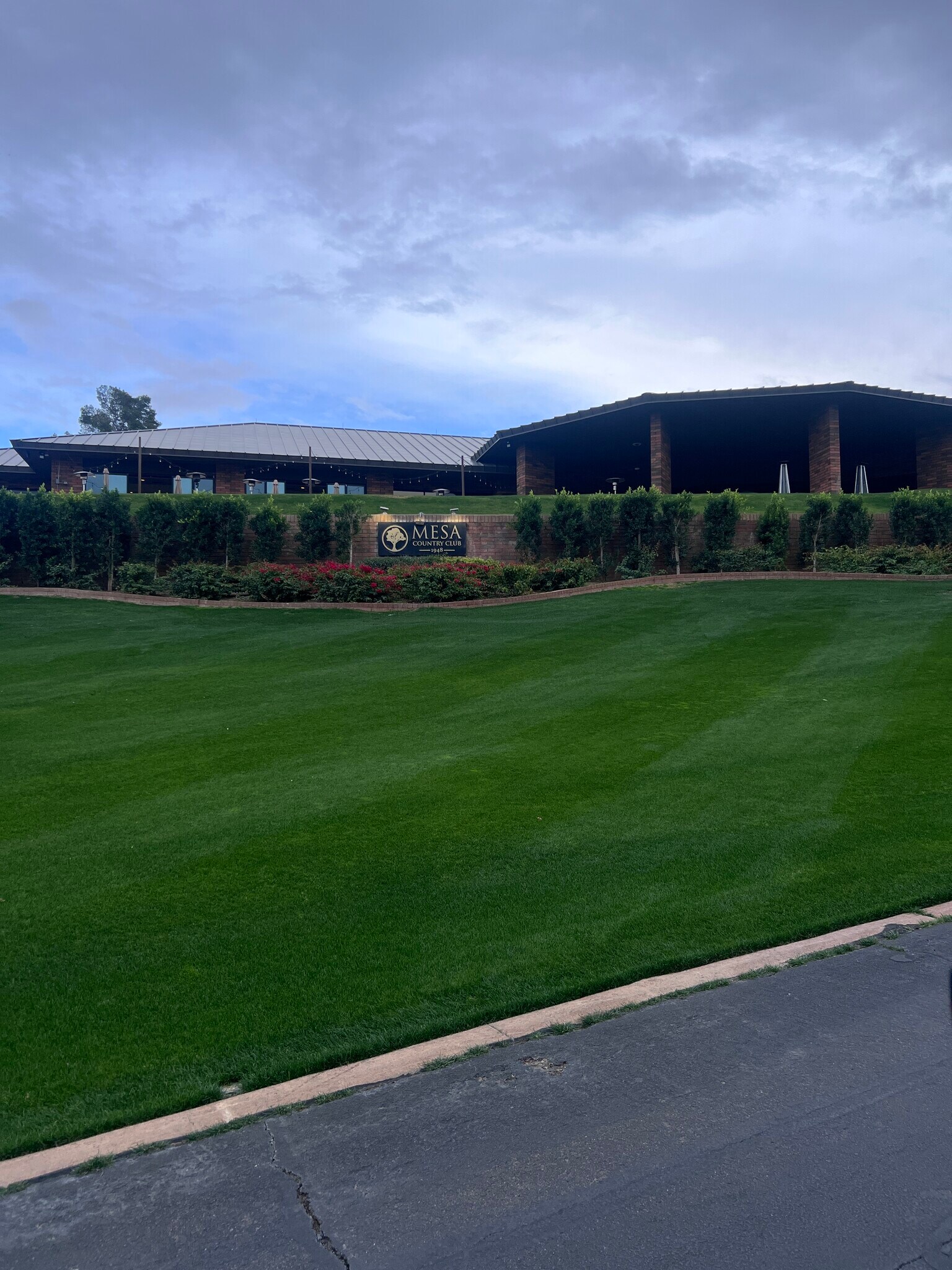 Mesa Country Club - golf and fitness - 524 W Fairway Dr