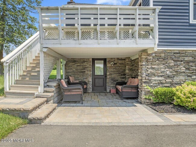 Building Photo - 553 Colts Neck Rd