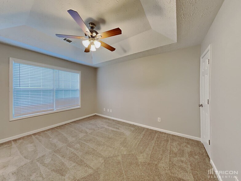 Building Photo - 1124 Whisper Wind Dr