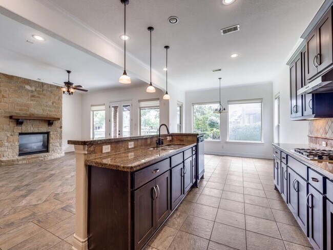 Building Photo - 18619 Duke Lake Dr