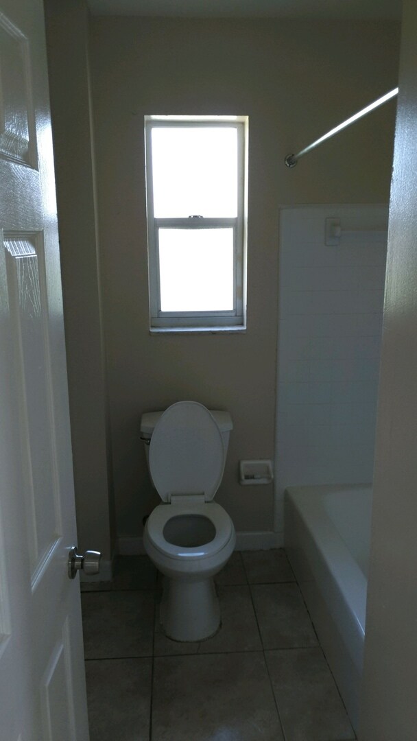 Building Photo - 3 Bed 1 Bath Home | Pet Friendly | Washer ...