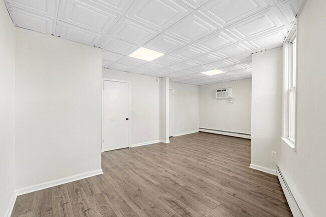 Building Photo - 1534 PATERSON PLANK Rd