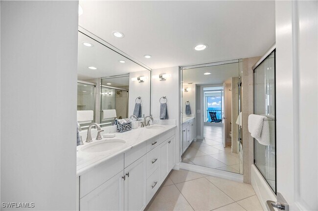 Building Photo - 10691 Gulf Shore Dr