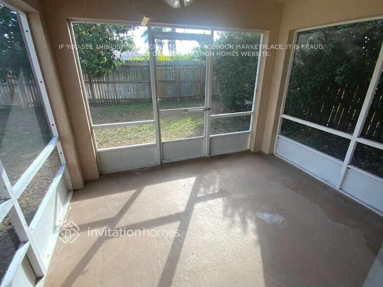 Building Photo - 214 Oak Branch Dr