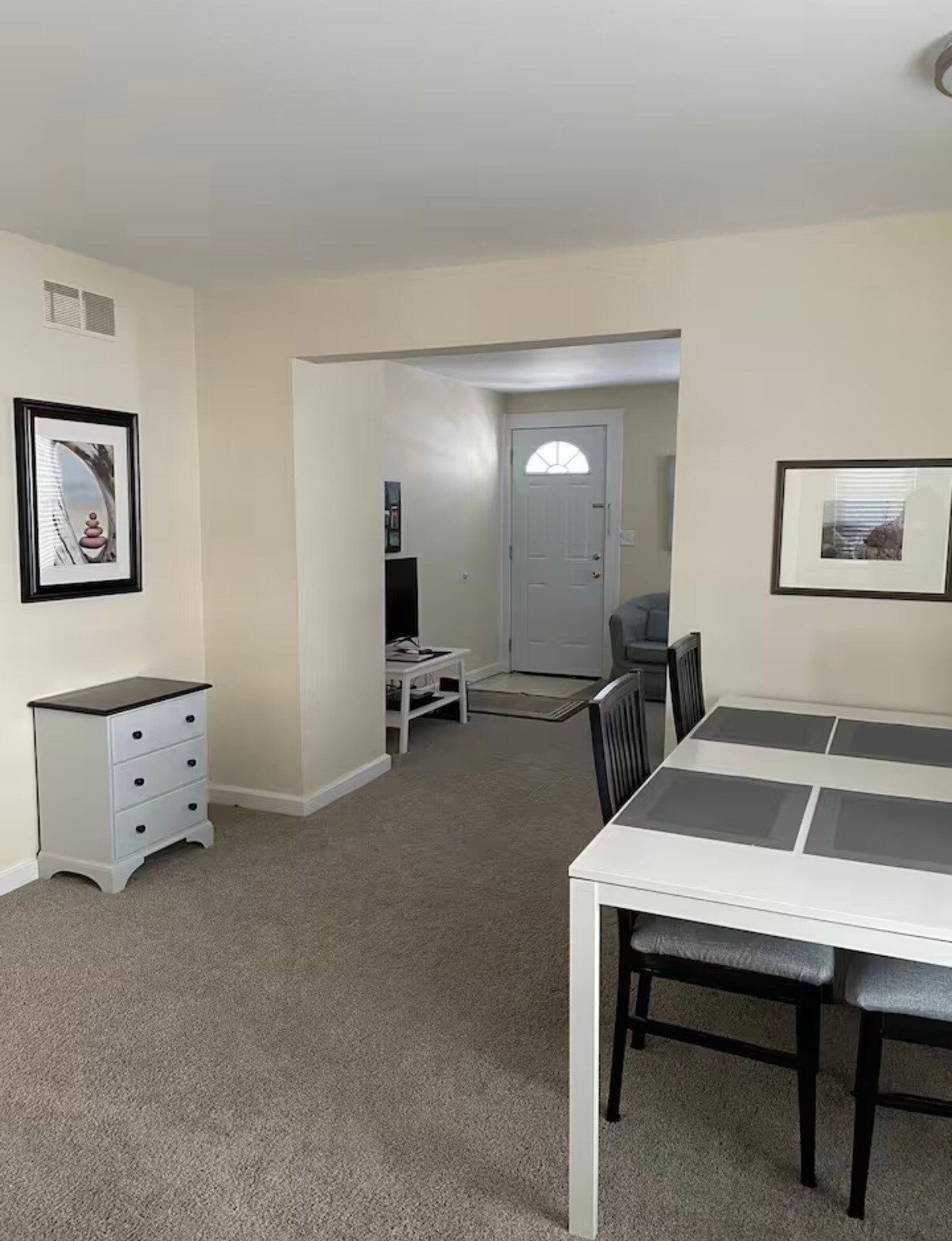 Building Photo - 213 S 7th St