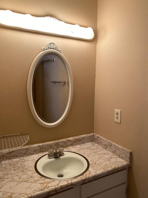 Building Photo - 4000 Gulf Terrace Dr