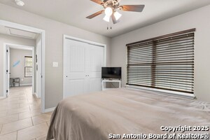 Building Photo - 2319 Westview Dr