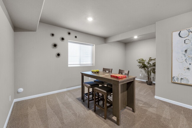 Building Photo - 9436 Wolf Valley Dr.