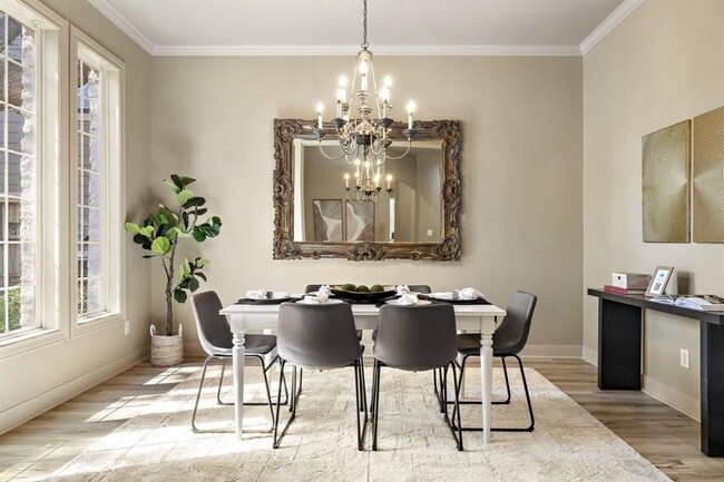 Building Photo - 3508 Red River St