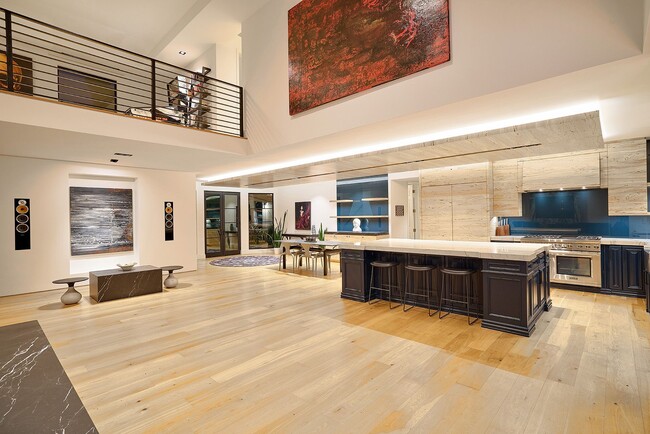 Building Photo - 4773-75 El Mirlo