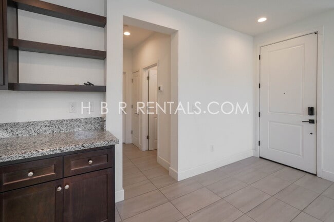 Building Photo - Hansen Village: Spacious 4-Bed Two Story H...