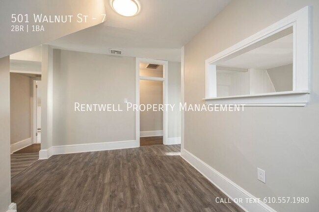 Building Photo - 501 Walnut St
