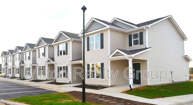 Primary Photo - 26 River Stancil Dr