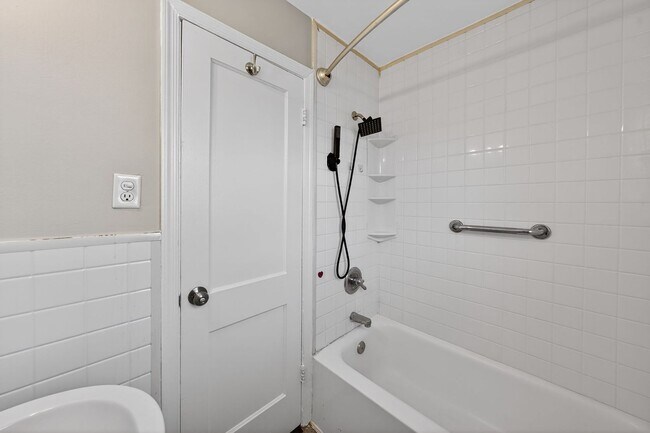 Building Photo - Modern 3BR Rental Just Minutes to Metro & Washington, DC