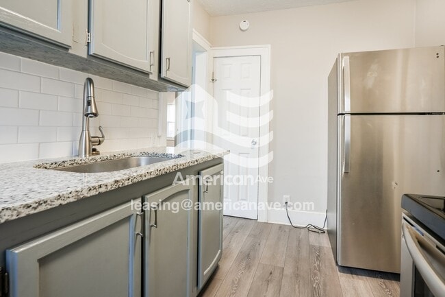 Building Photo - 226 E Fairview Ave