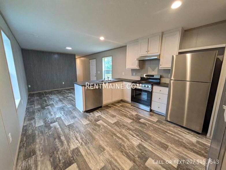 Building Photo - 438 Finson Rd